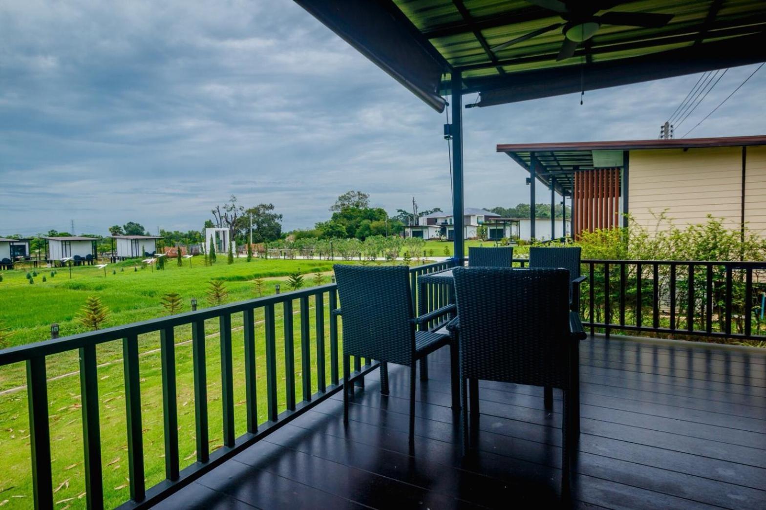 Mae On Village Resort Roi Et Esterno foto